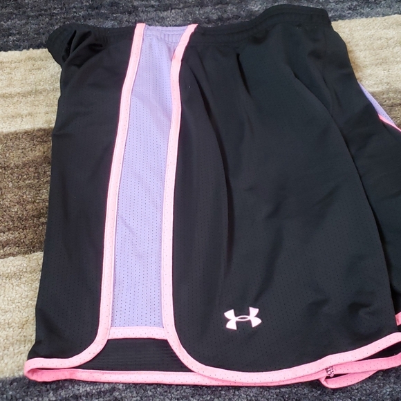 Under Armour Pants - Under armour shorts.      #7#